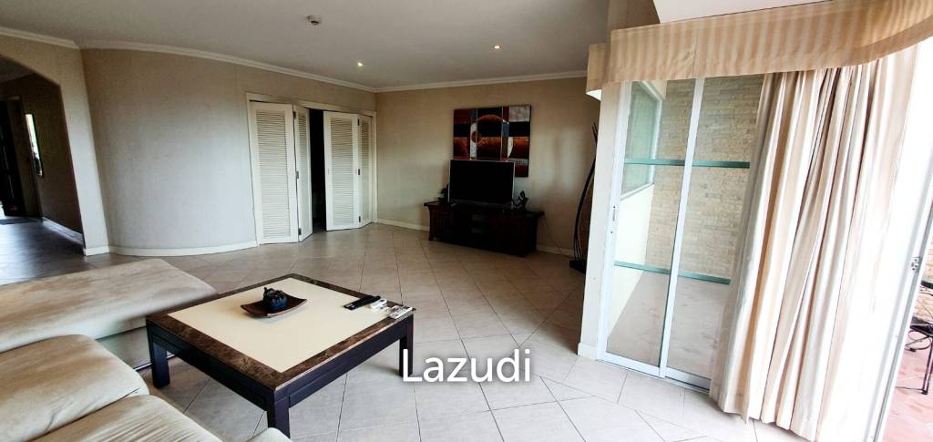Executive Residence 3 for Sale in Cosy Beach