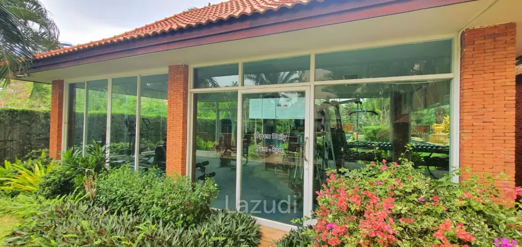 Executive Residence 3 for Sale in Cosy Beach