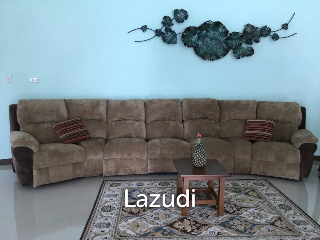 2 Storey Pool Villa House for Sale in Huayyai
