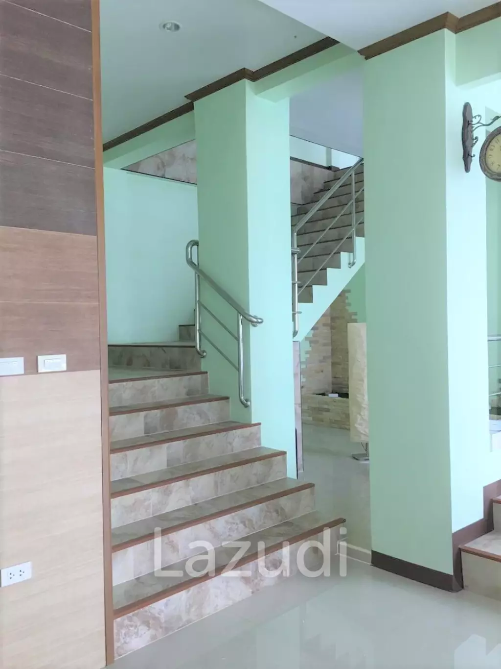 2 Storey Pool Villa House for Sale in Huayyai