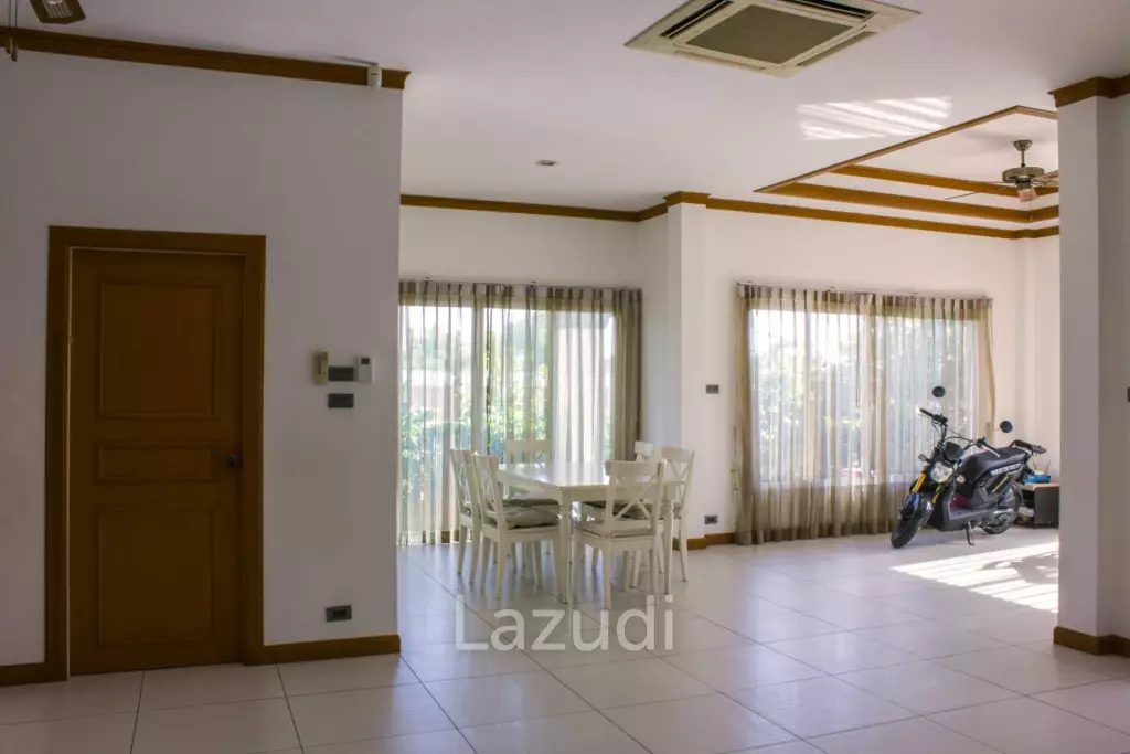 1 Storey Pool House for Sale in East Pattaya