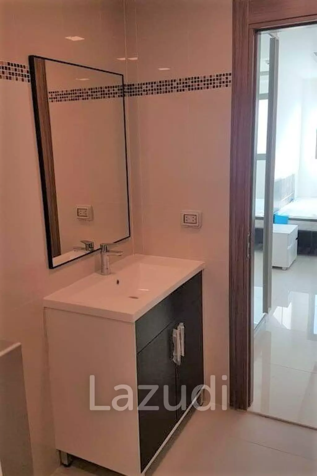 Jomtien Laguna Beach Maldives Condo for Sale