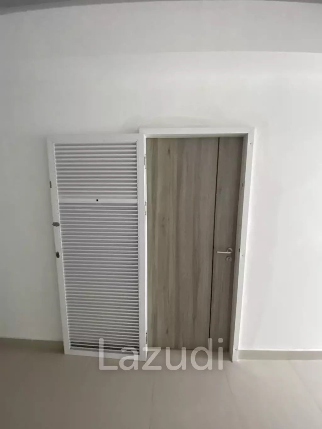 Thep Thip Mansion Condo for Sale in Pratumnak