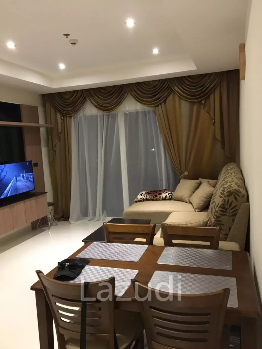 2 Bed 1 Bath 73 SQ.M Nam Talay Condo