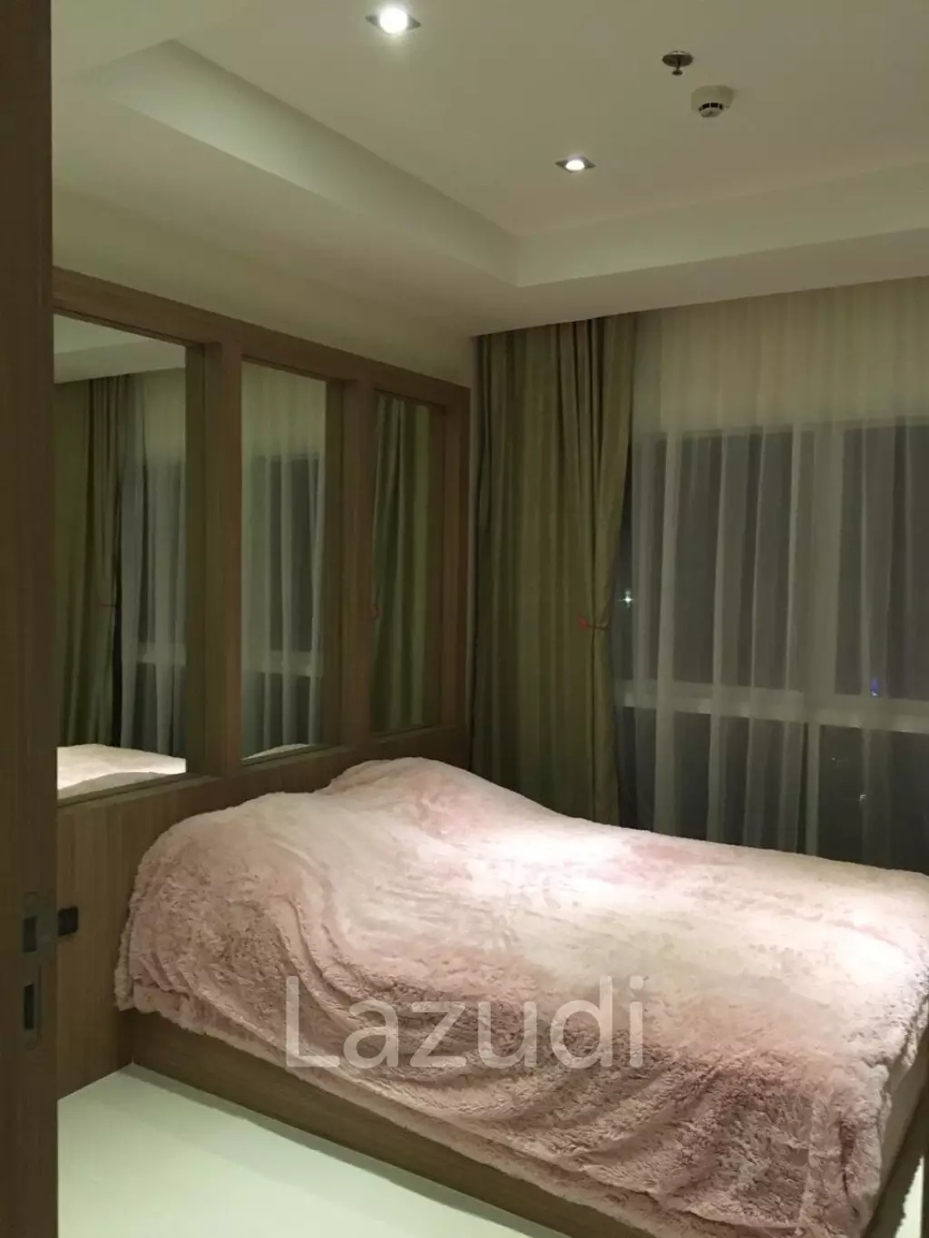 2 Bed 1 Bath 73 SQ.M Nam Talay Condo
