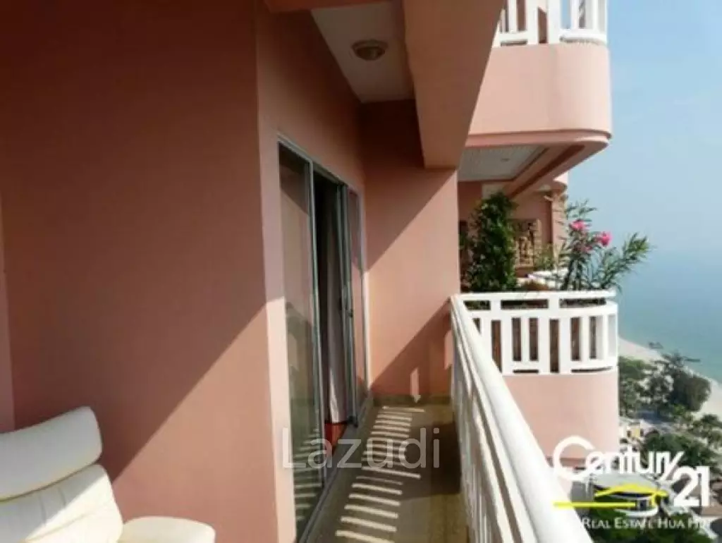 Luxury 1 Bed Condo
