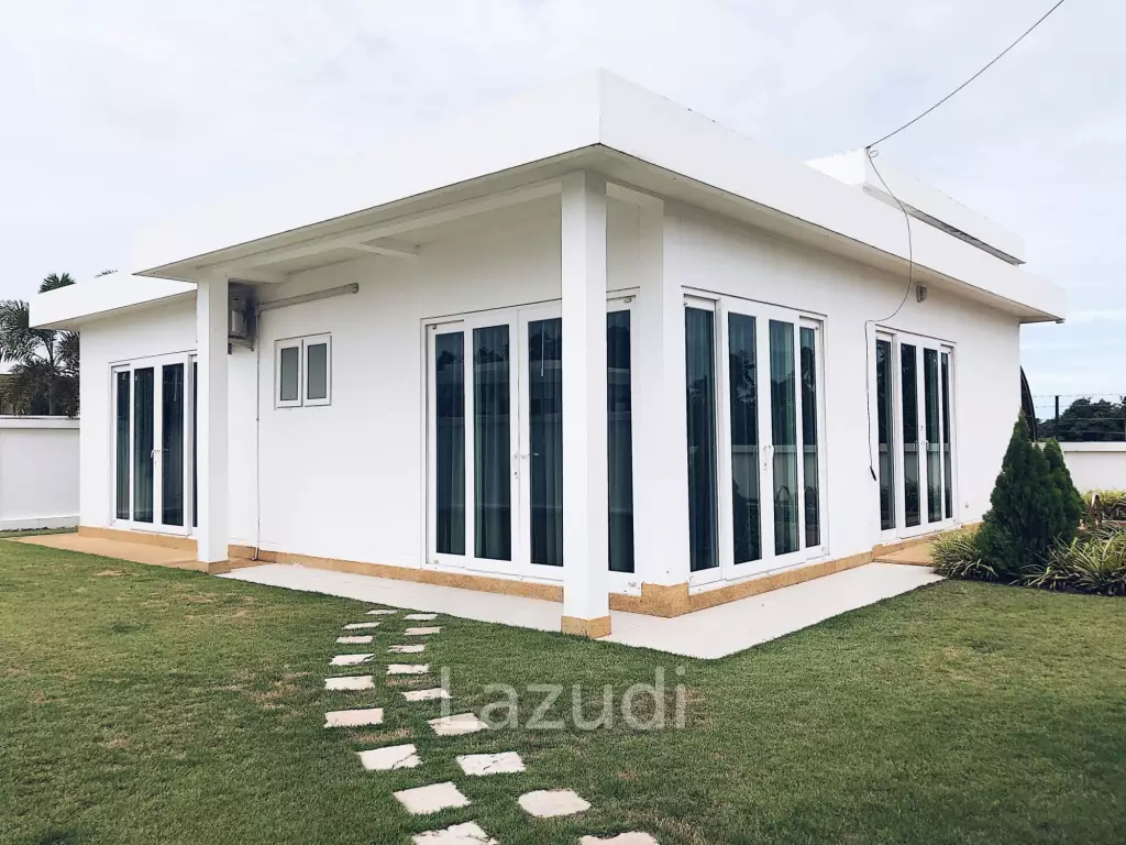 Hot Price for Sale village at Na Jomtien