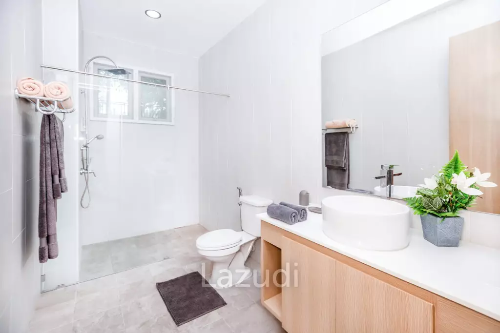 House with Private Pool for Sale in Bang Saray