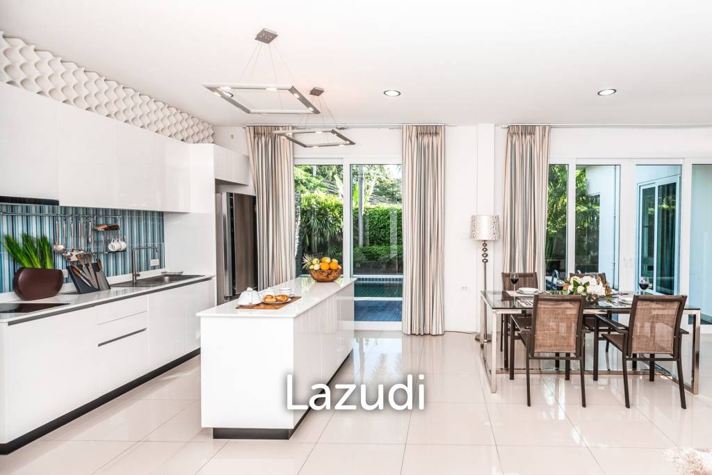 Private House 4Beds for Sale in Bang Saray