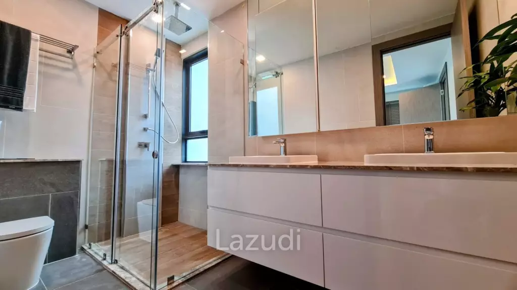 Luxury Jomtien Pool Villa for Sale in Pattaya