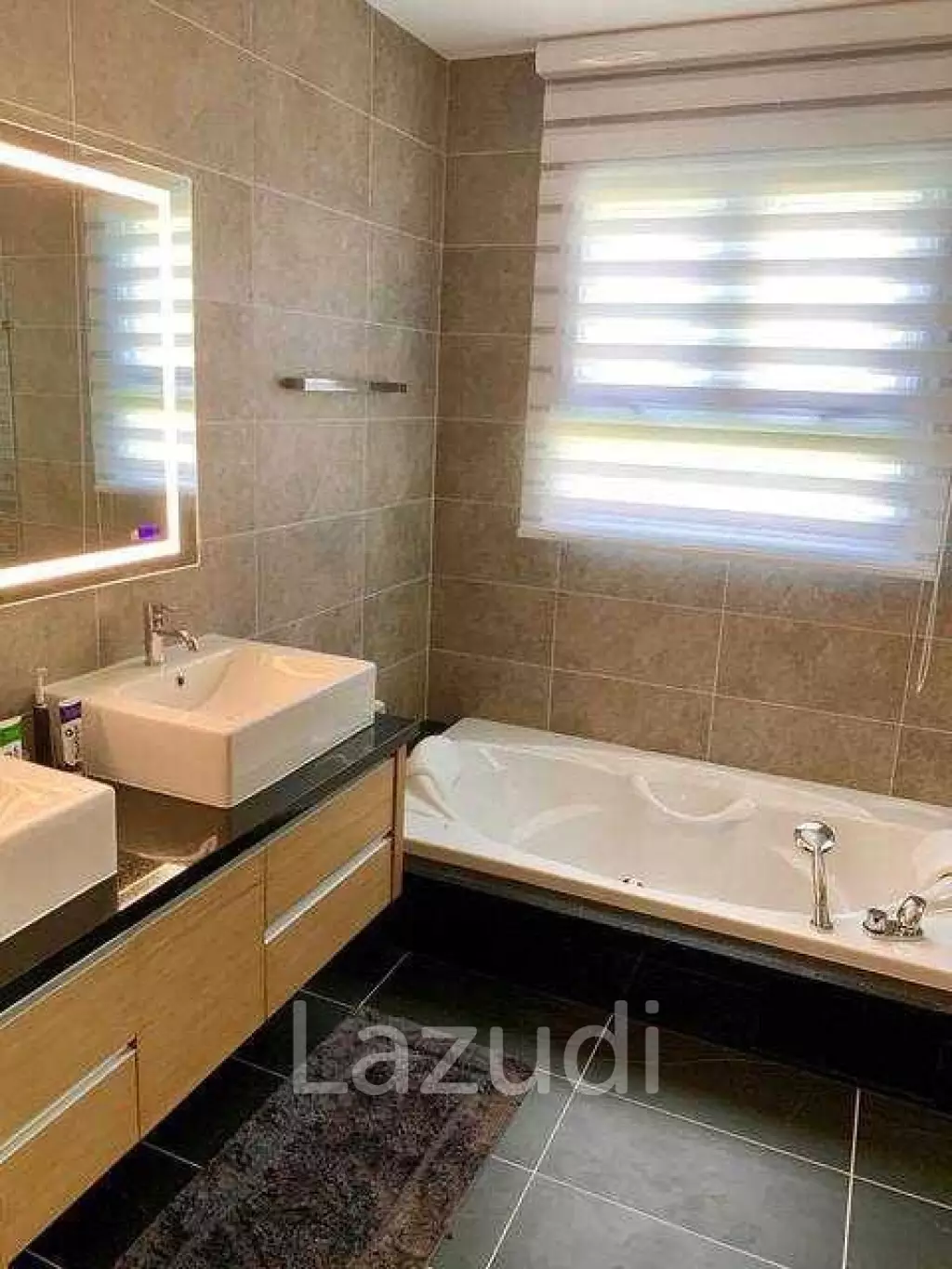 Amazing Private House For Sale in East Pattaya
