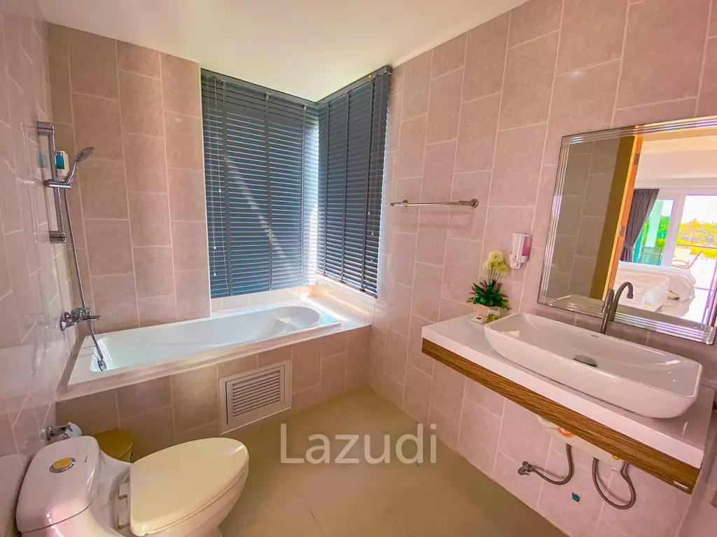 Executive Pool villa House For Rent