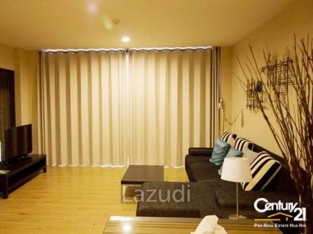 Luxury 2 Bed Condo at Palm Hills