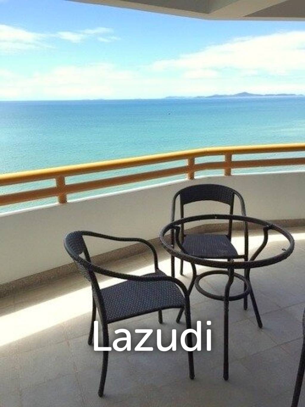 Sunshine Beach Condo Sea views for Rent