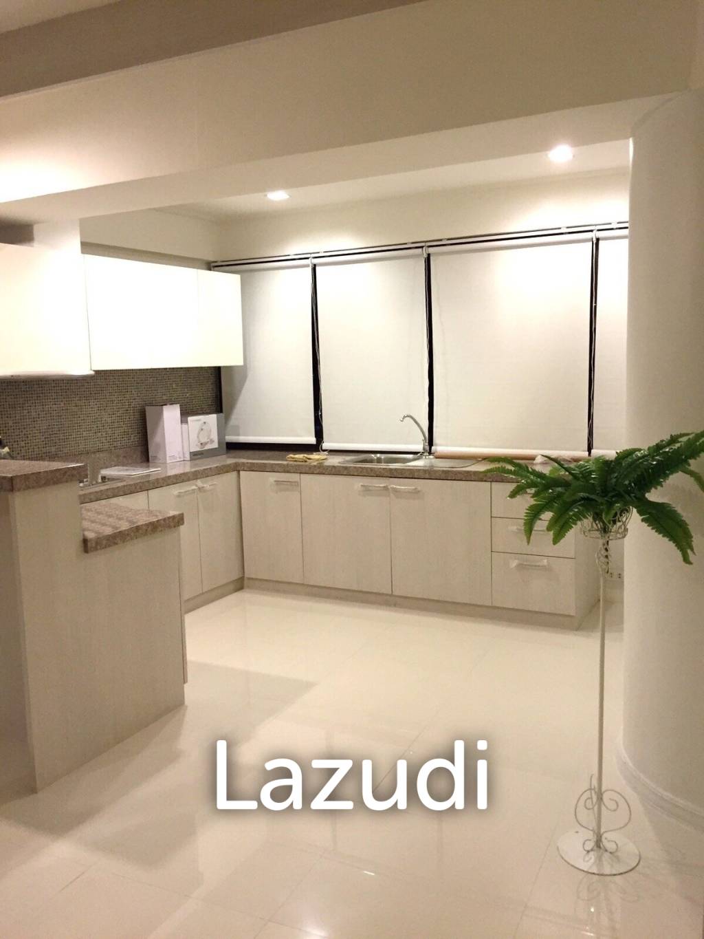Sunshine Beach Condo Sea views for Rent