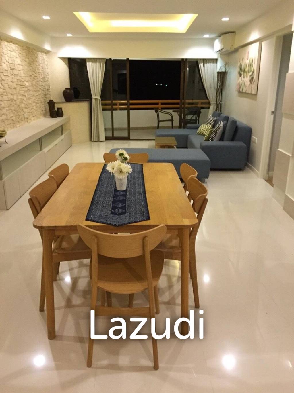 Sunshine Beach Condo Sea views for Rent