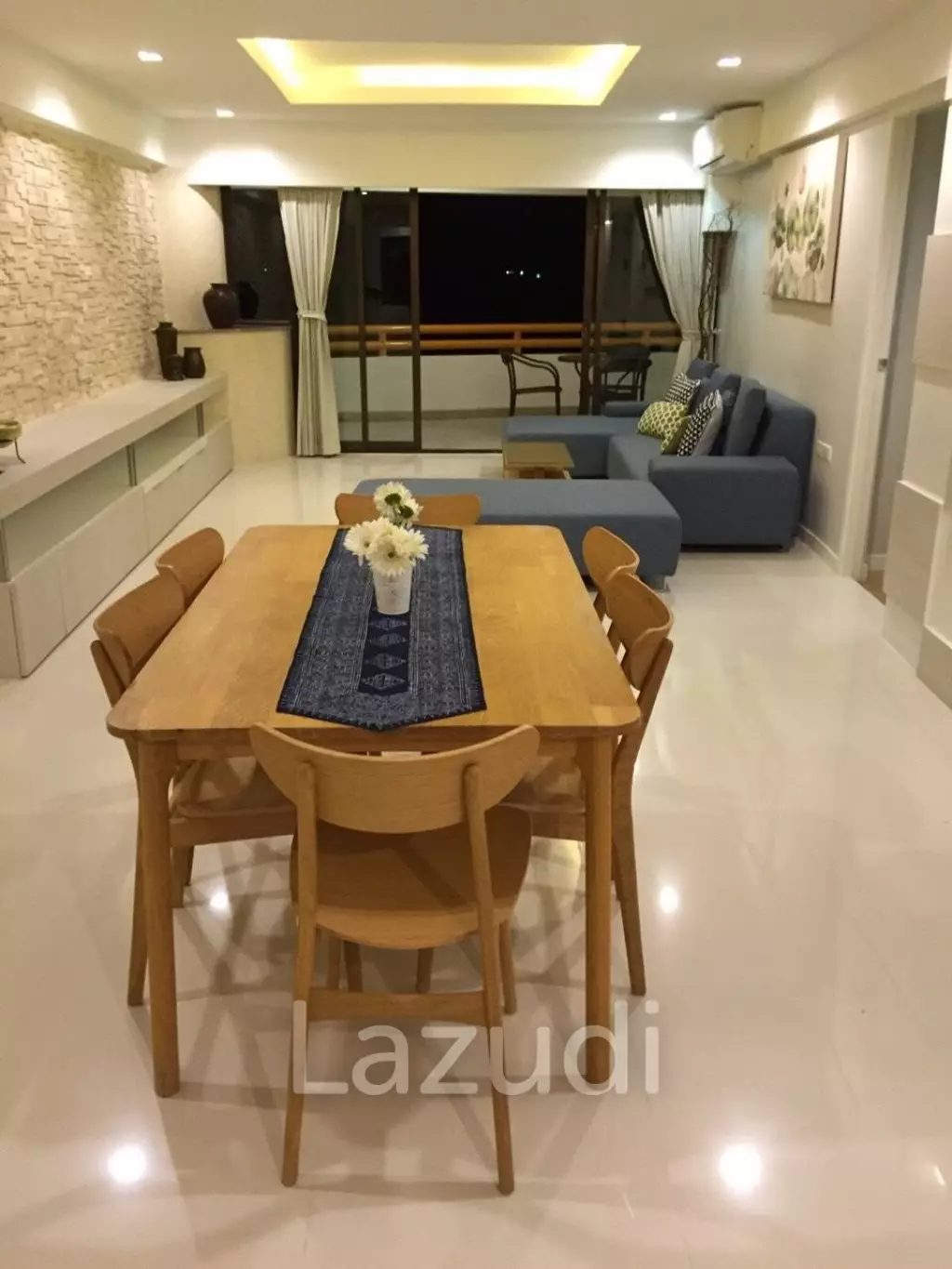 Sunshine Beach Condo Sea views for Rent