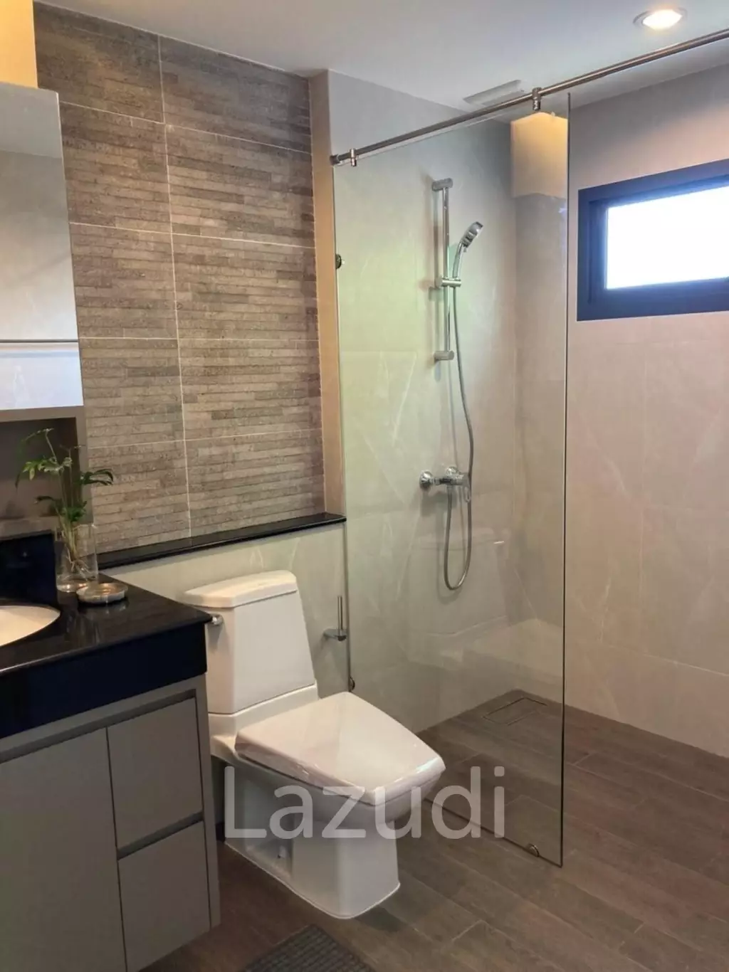 Spacious Modern House for Sale in Huay Yai