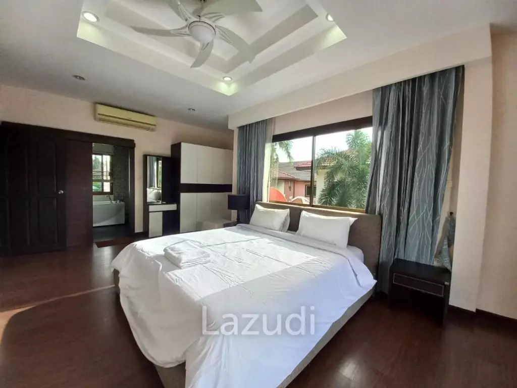 Large Private House for Sale in East Pattaya
