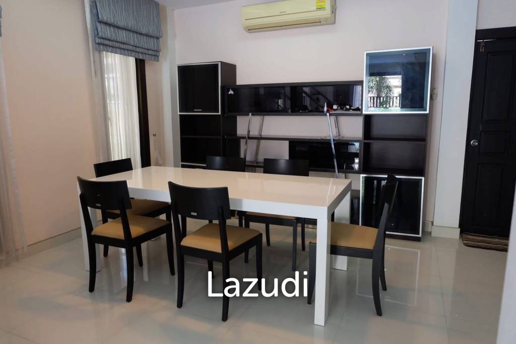 Large Private House for Sale in East Pattaya