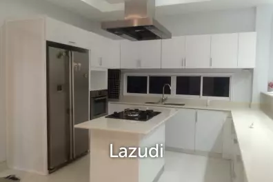 Large Private House for Sale in East Pattaya