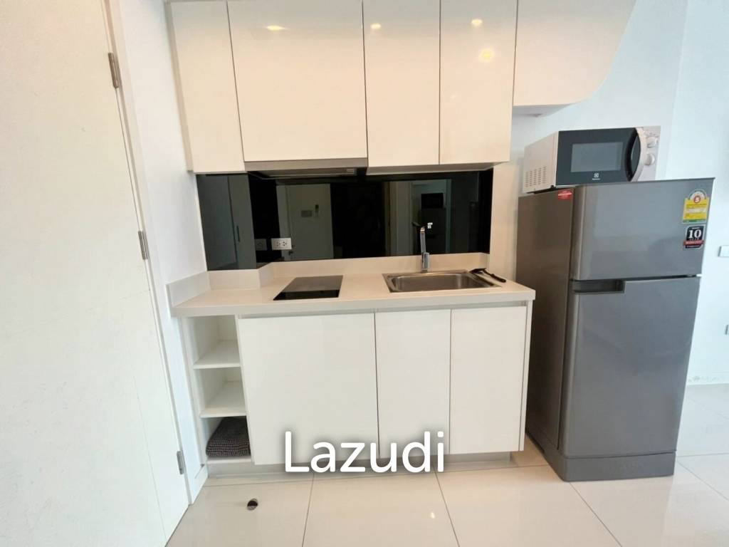 Studio City Center Condo For Sale in Pattaya