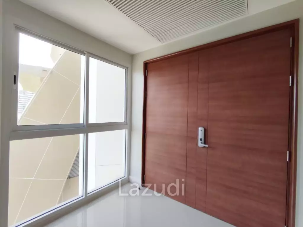 The Cove Condo Wong Amat Pattaya for Sale