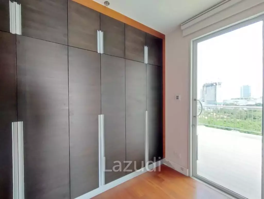 Luxury The Cove Condo For Sale in Wong Amat