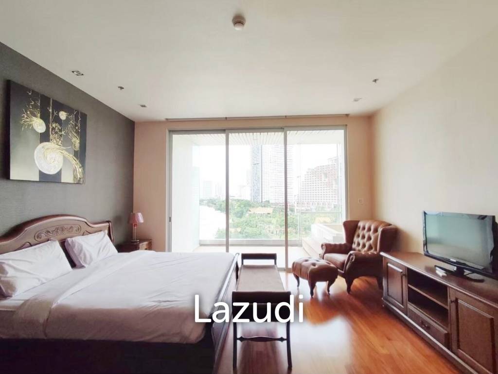Beautiful 2Bed For Sale in The Cove Condo