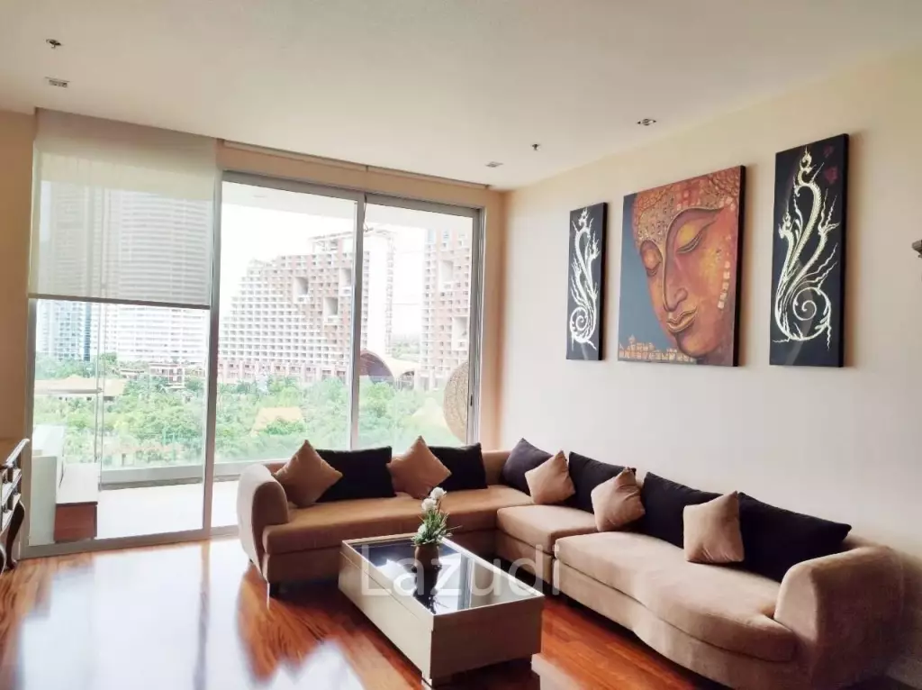 Beautiful 2Bed For Sale in The Cove Condo