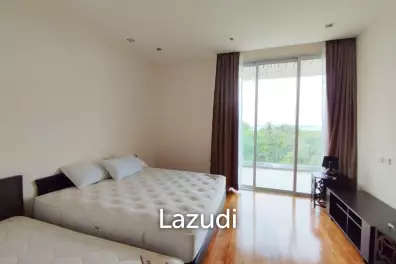 Lovely Beach Front Condo for Sale in The Cove