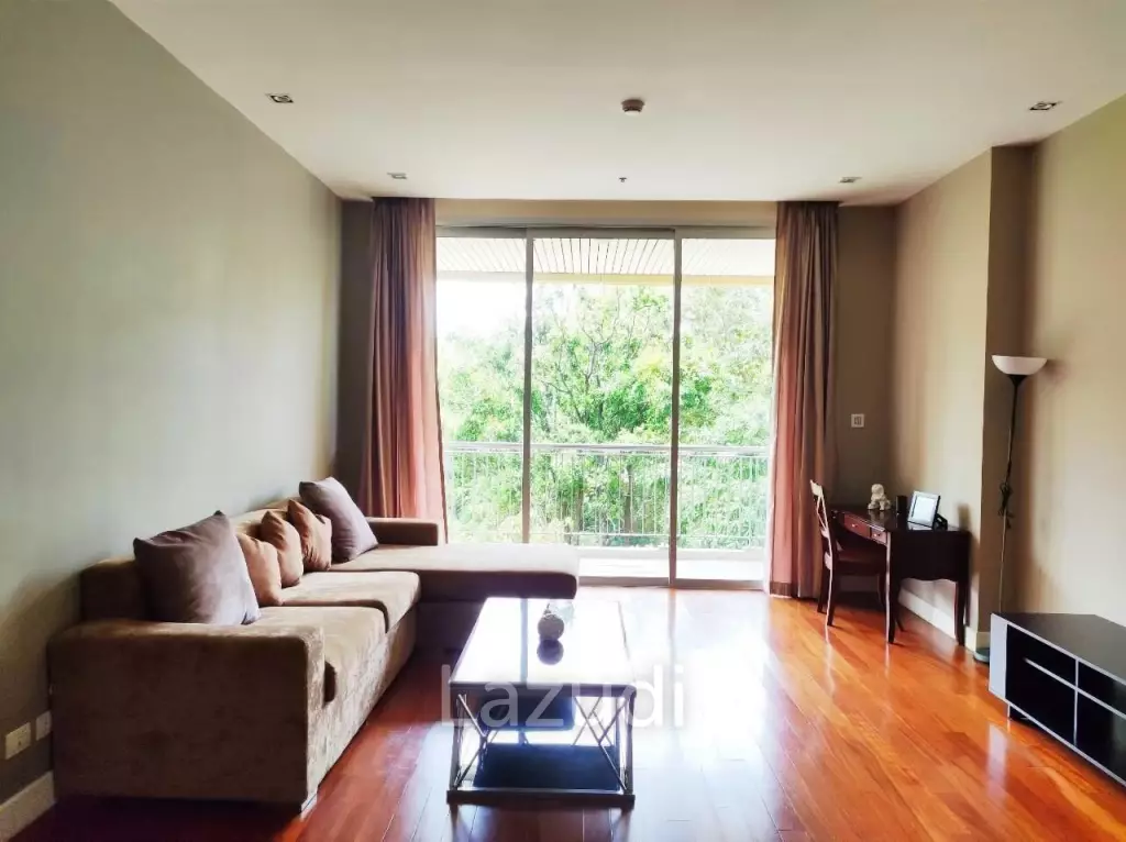 Luxury Modern For Sale in The Cove Condo