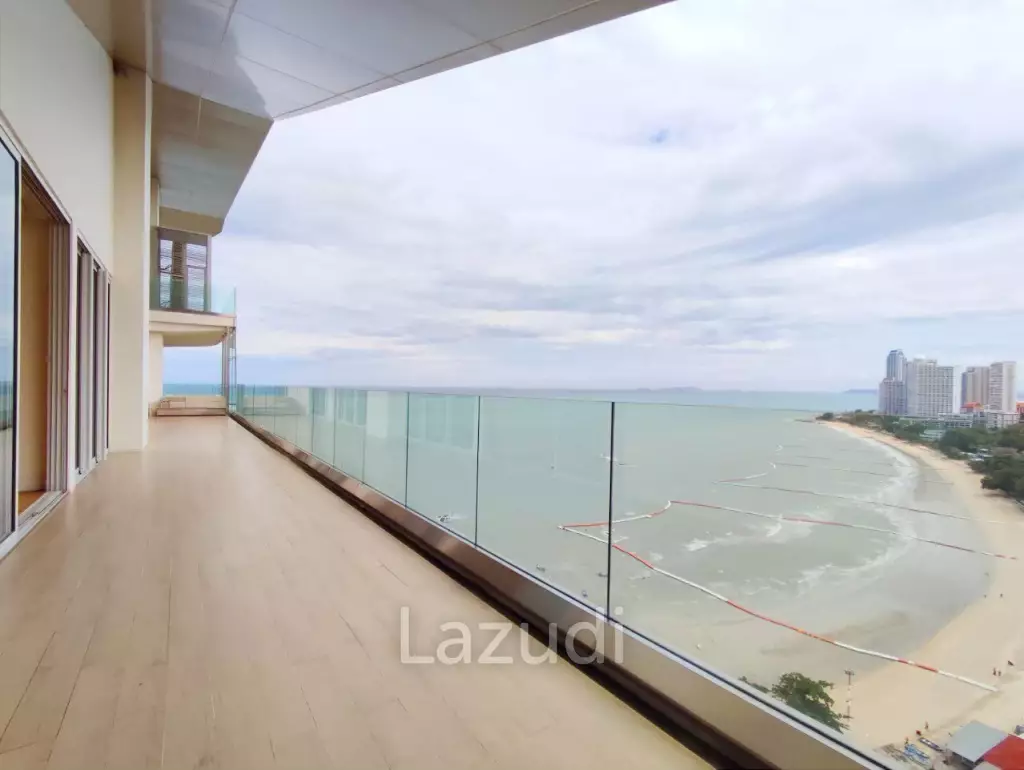 Amazing Beach Front for Sale in The Cove
