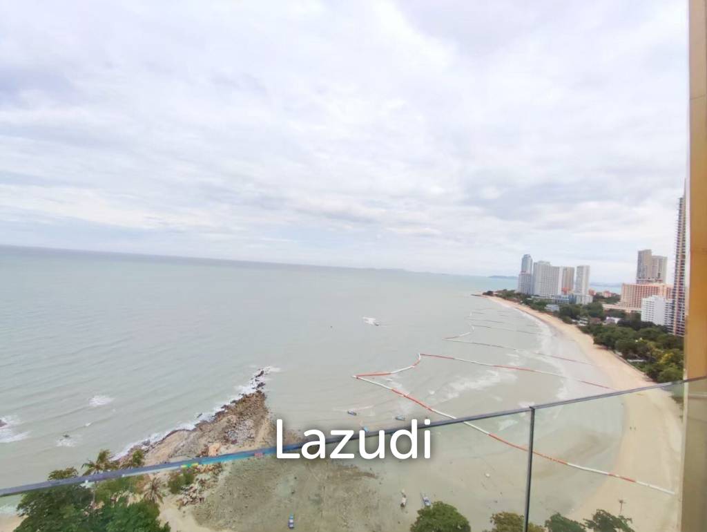 Amazing Beach Front for Sale in The Cove