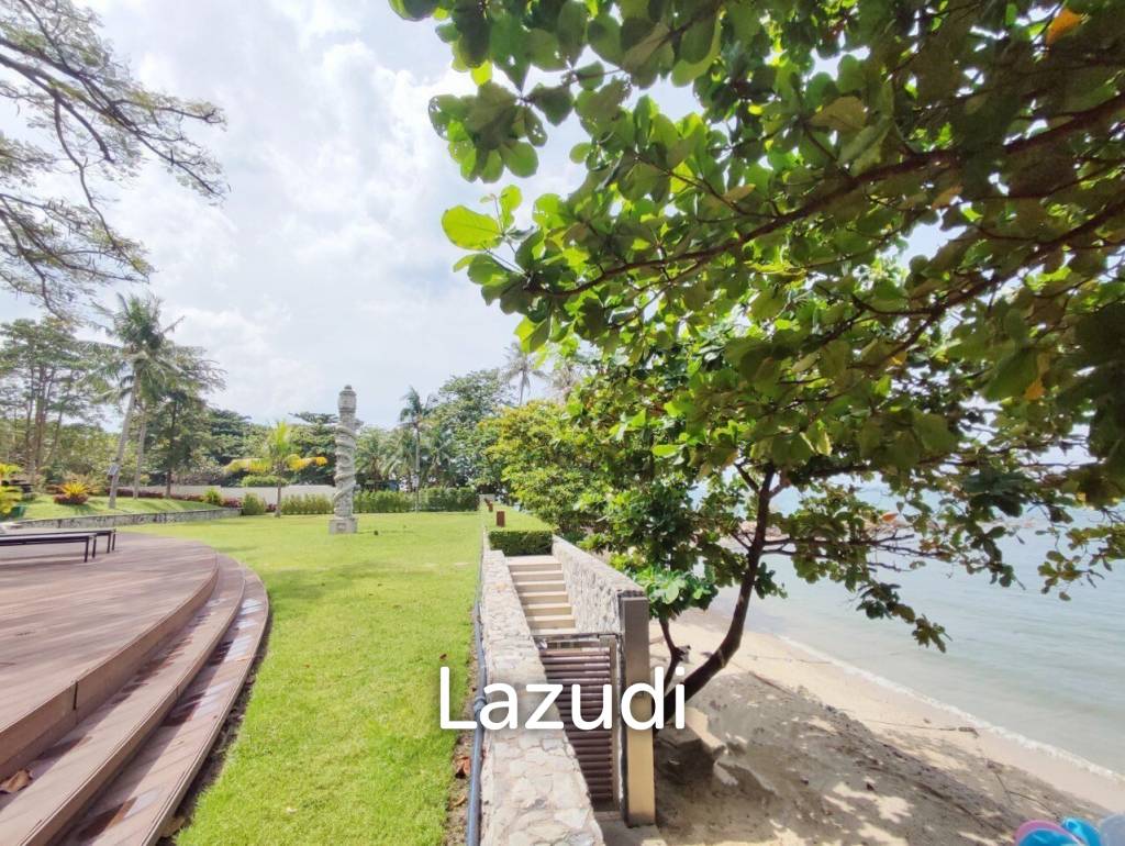 Amazing Beach Front for Sale in The Cove