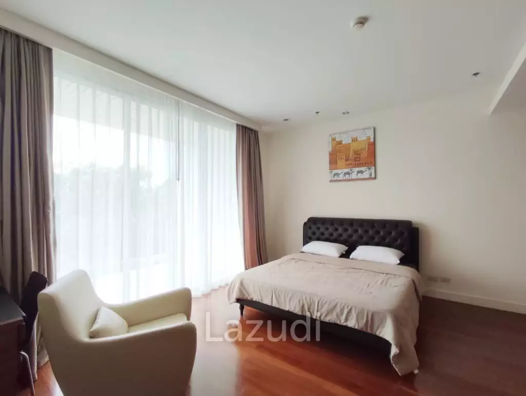 Beach Front The Cove Wongamat for Sale