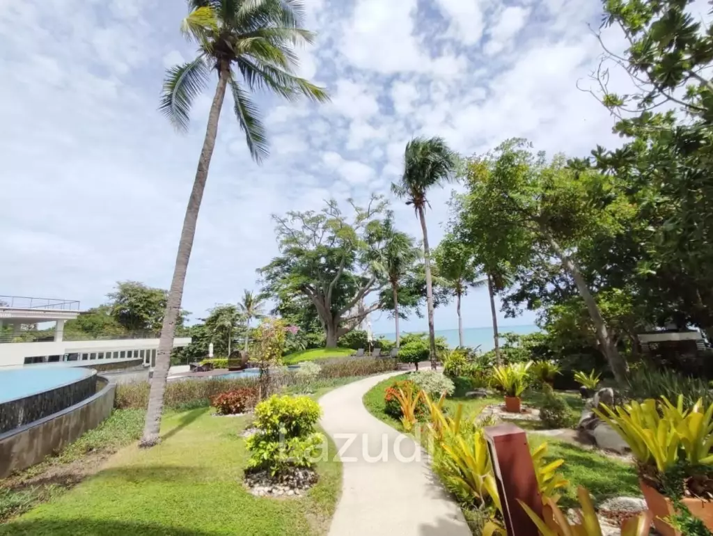 Spacious The Cove Condo For Sale at Pattaya