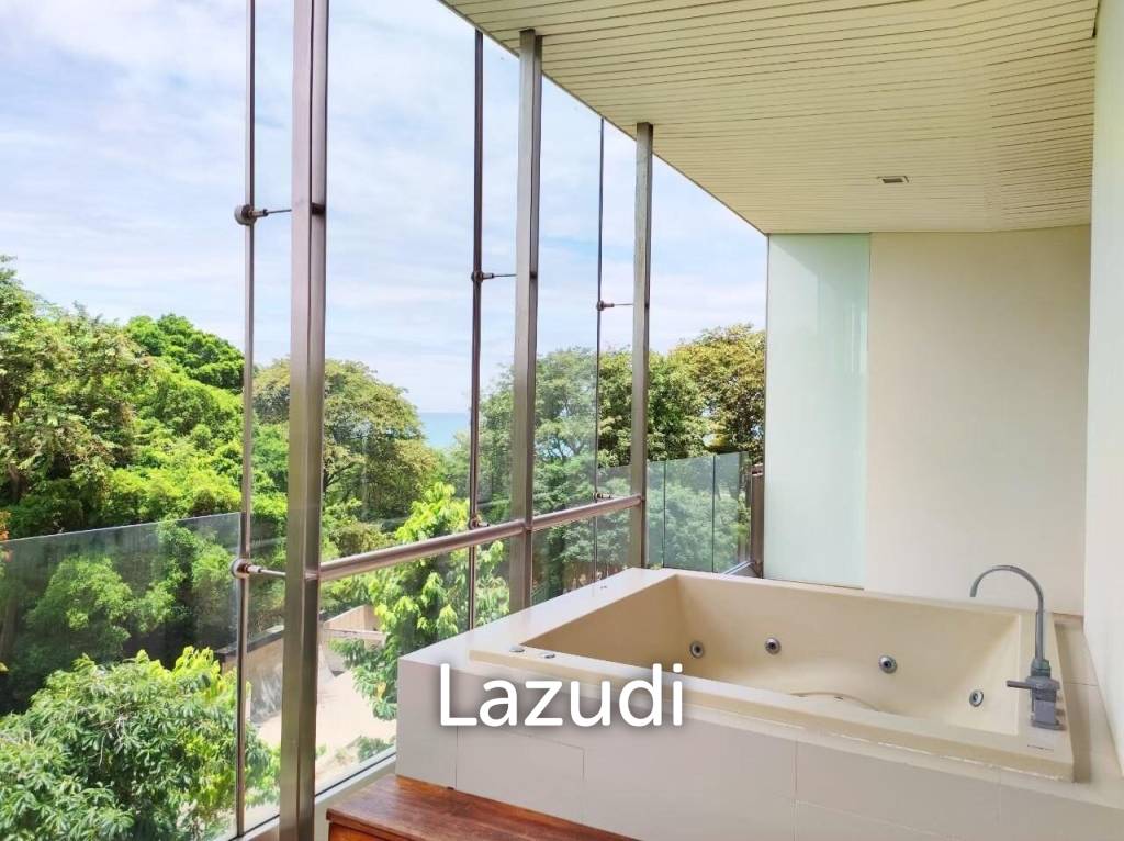 Spacious The Cove Condo For Sale at Pattaya