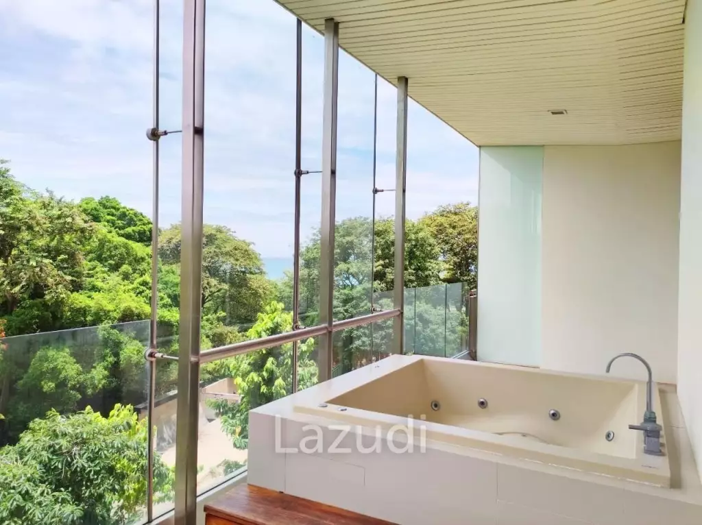Spacious The Cove Condo For Sale at Pattaya