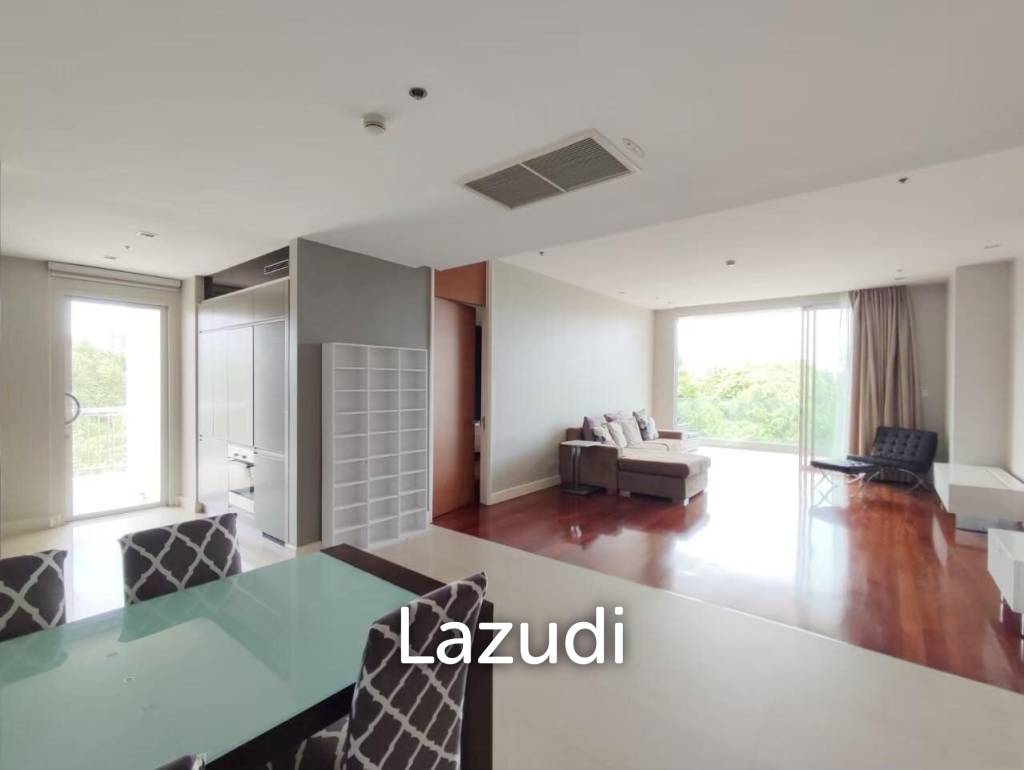 Spacious The Cove Condo For Sale at Pattaya