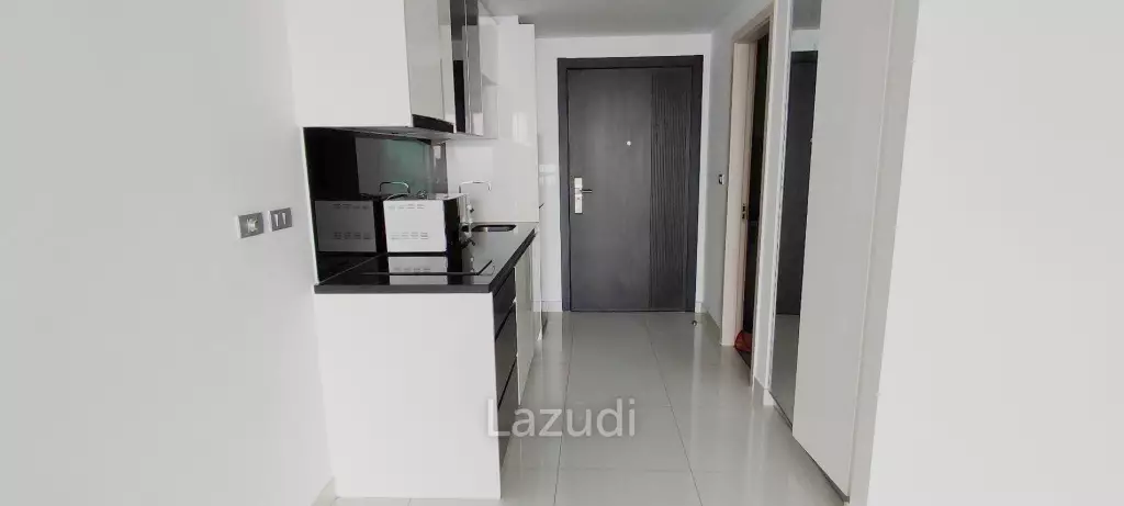 Beachfront Studio at Wong Amat for Sale