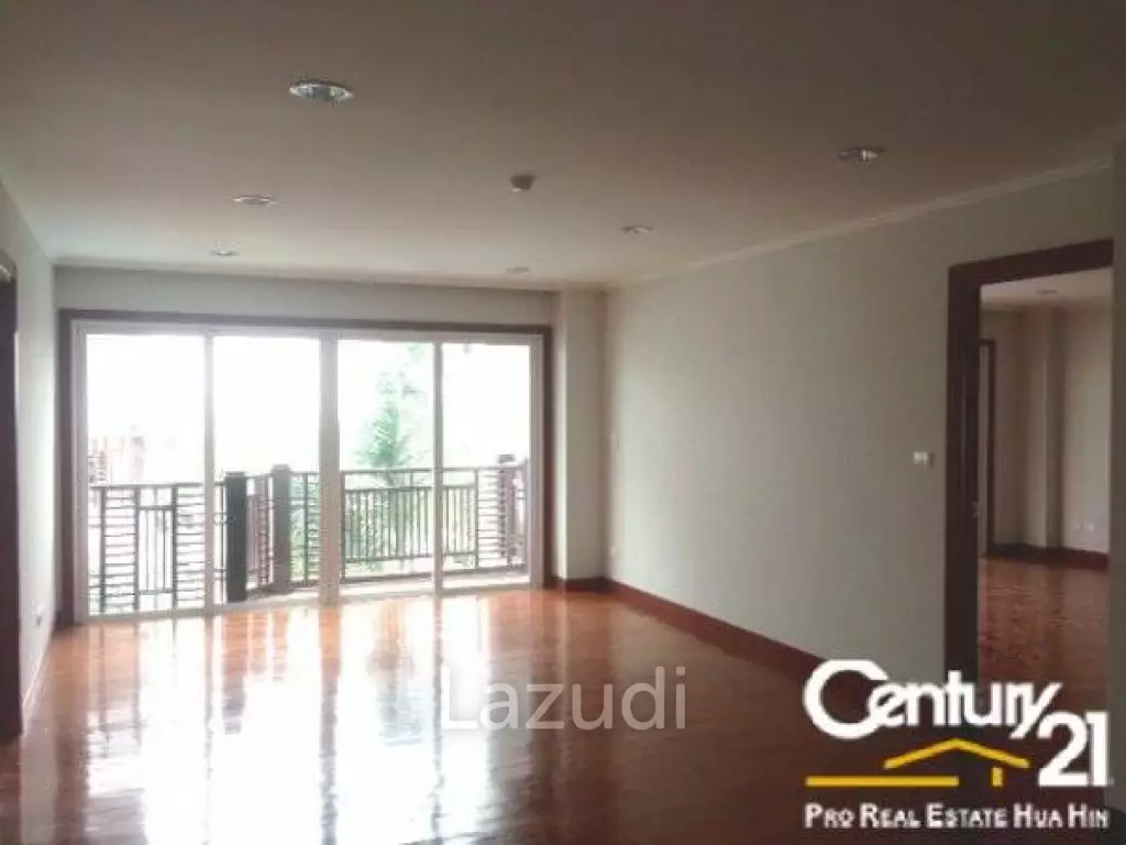 3 Bed Sea View Beachfront Condo