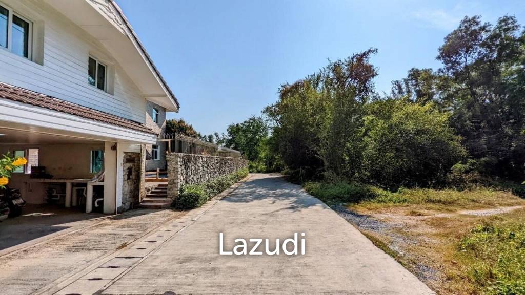 Lovely House in Bang Saray For Sale