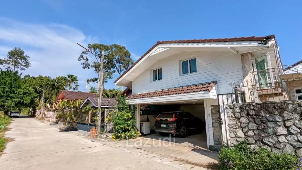 Lovely House in Bang Saray For Sale