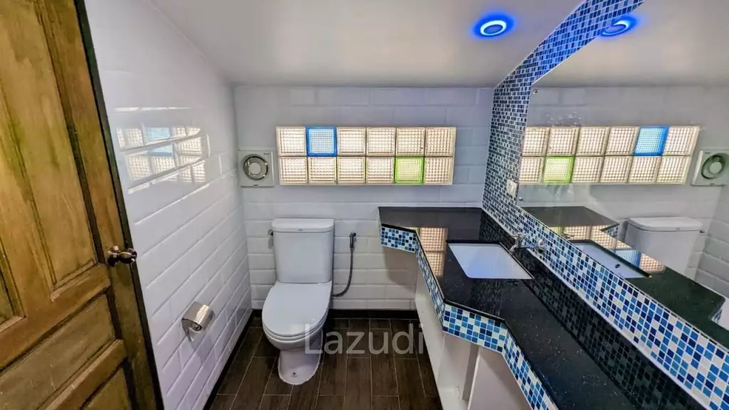 Lovely House in Bang Saray For Sale