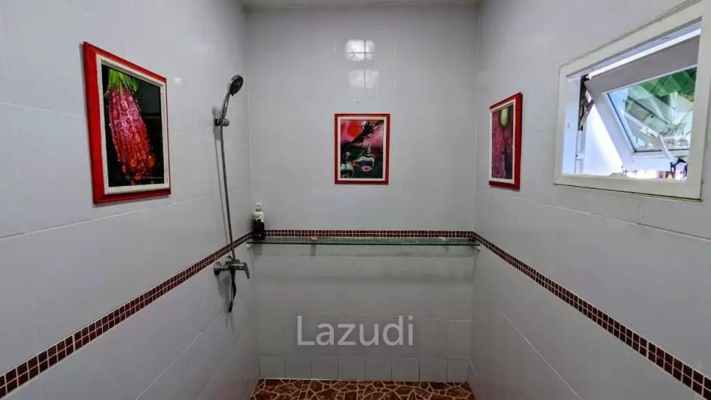 Lovely House in Bang Saray For Sale