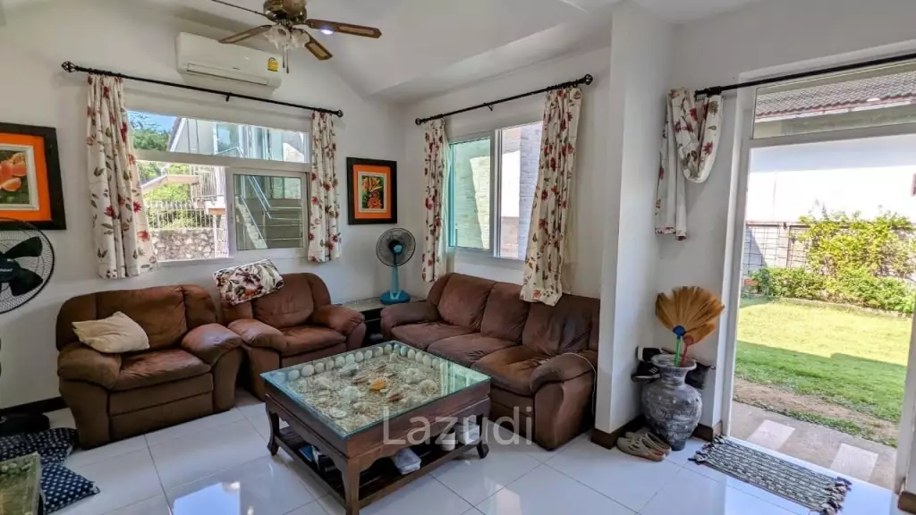 Lovely House in Bang Saray For Sale