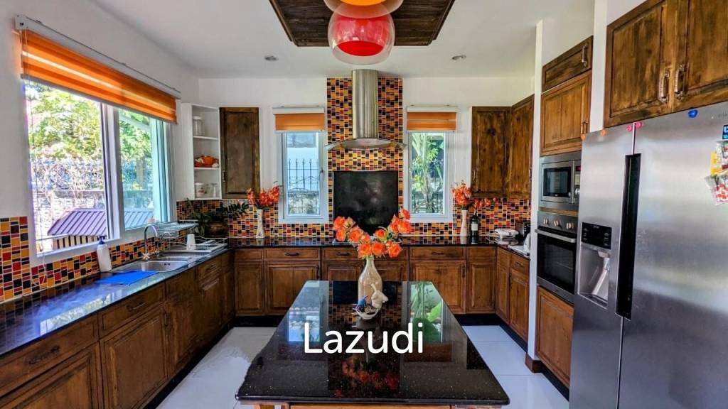 Lovely House in Bang Saray For Sale