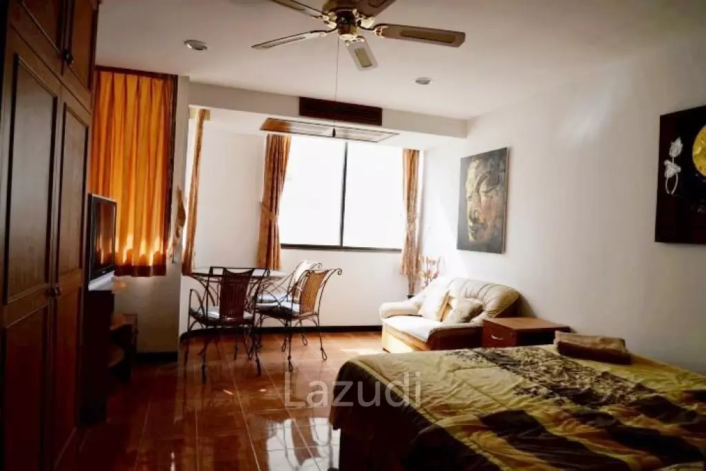 Studio 1 Bath 30 SQ.M Thepthip Mansion