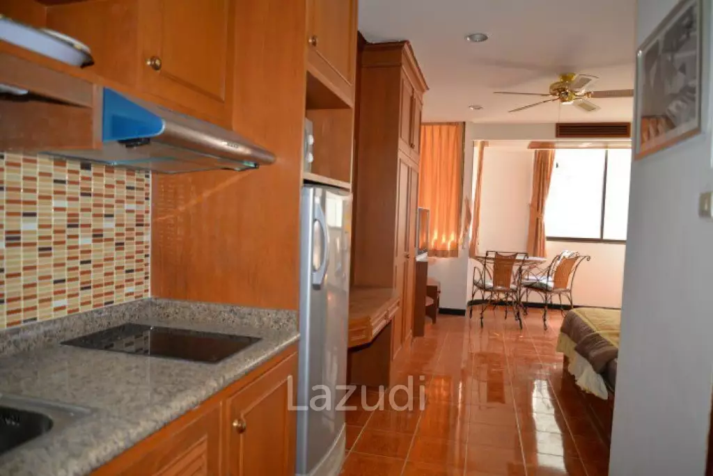 Studio 1 Bath 30 SQ.M Thepthip Mansion